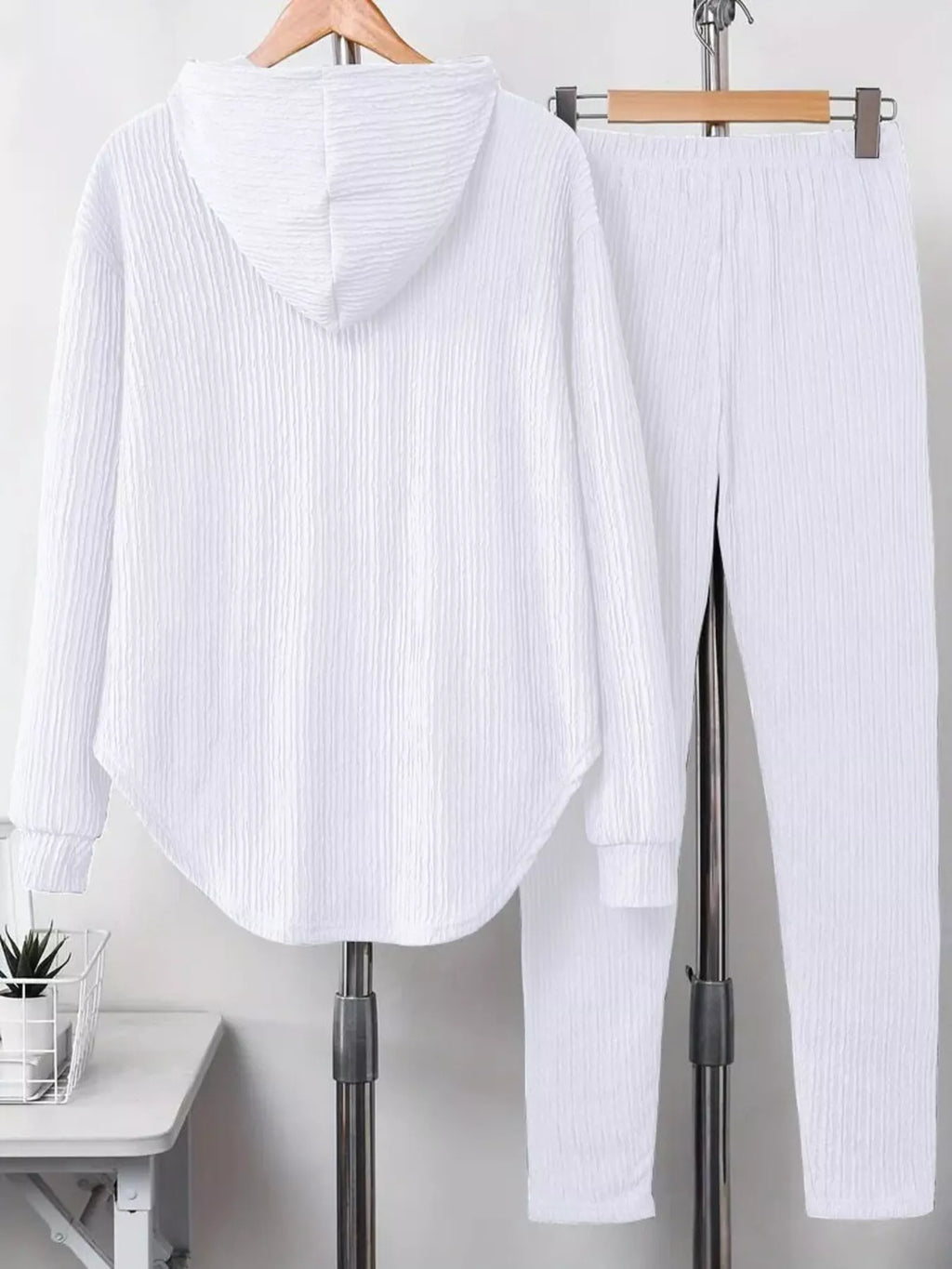 1f288f2fdae043b4b99f35799b961bb3-Max-Origin